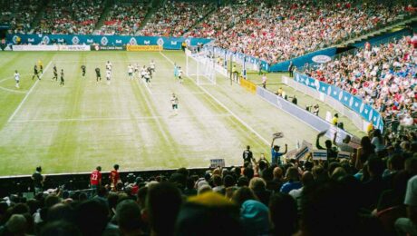 Pohled na fotbalové hřiště na stadionu BC Place